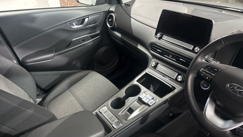 Hyundai KONA 100kW Premium 39kWh 5dr Auto Electric Hatchback